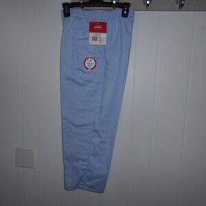 Light Blue  "Chic" Capri Pants- Ladies Size 10  New with Tags